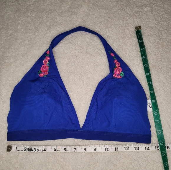 87.  NWTs ~ Cute Bra/Swim Top 😍 ~ Rose Embroidery 🌹 Beautiful Blue ~ NOT XL ~ - Picture 1 of 9